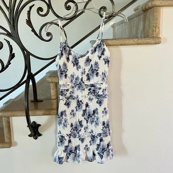 abercrombie bodycon dress Abercrombie & Fitch Cut Out Bodycon Midi Dress  Change Things Up